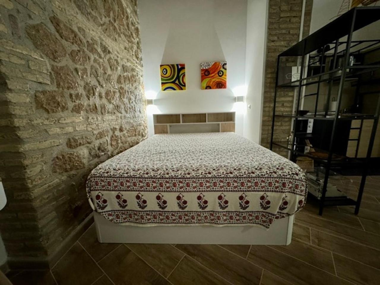 Casa Valenziani — Photos 1